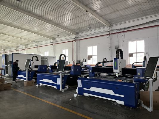 GX-3015E Máquina de corte a laser CNC de metal 20 mm Espessura de corte 120m/min Refrigeração por água